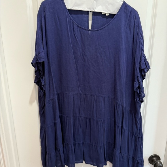 ANDREE BY UNIT Tops - ANDREE BY UNIT Blue Ruffled Short Sleeve Tunic